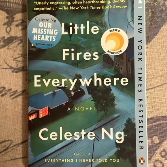 Little Fires Everywhere - Celeste Ng (paperback) - Picture 1 of 1